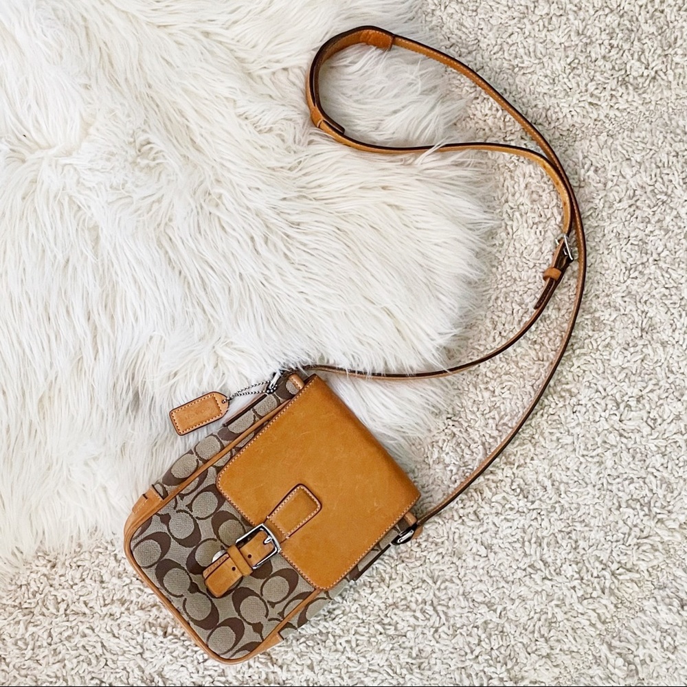 Coach Signature C Logo Tan Cross body Shoulder Leather Purse